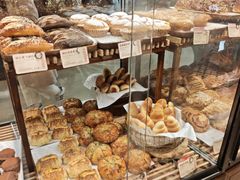 -CARINO BAKERY&CAFE(人广来福士店)