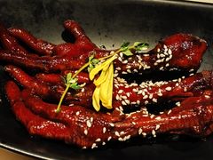 吮指鸡爪-桂满陇天书(南京德基旗舰店)