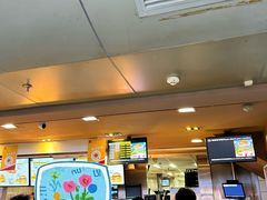 -麦当劳(西客站店)