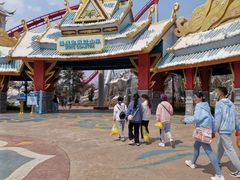 -七彩云南欢乐世界