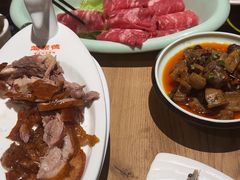 -龙聚德北京烤鸭(沙坪坝华宇A馆店)