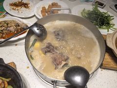 -肥仔文澳门猪骨煲(南京西路店)