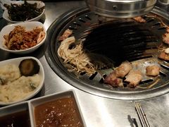 -韩聚屋韩国烤肉餐厅(新北万达店)