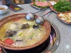 -阿婆情腊排骨火锅(金虹路店)