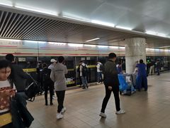 -上海体育馆(地铁站)