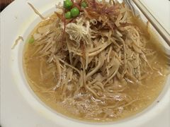 -吴越荣记苏州菜·松鼠桂鱼100%活鱼现做(斜塘老街店)
