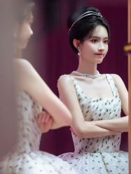 -南京宝娜嫁衣婚纱礼服馆(中央路店)