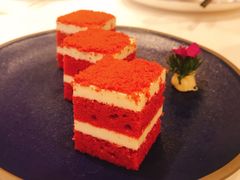 -景月阁空中食府(希尔顿酒店)