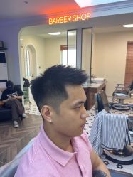 -理昂男士理发店 Barber shop