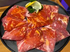 雪花-明洞阿姨·韩式酱蟹烤肉·创意料理(三元桥店)