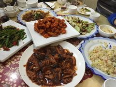 -肘子酥·天津菜·特色捞面(德云社店)