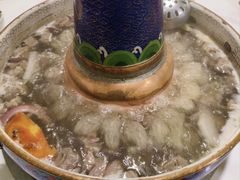 -毛辣果·贵州红酸汤牛肉火锅(西单店)