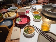 三味锅-巴奴毛肚火锅概念餐厅