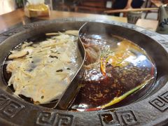 -重庆故事姊妹老火锅(财经学院店)
