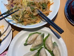 -关东小磨东北菜(上海长风大悦城店)