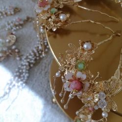 -禕·愫白婚纱商店