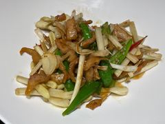 -桥边小楼·手工云南菜·古城观景小楼
