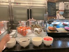 -圣丰索菲特·2 On 988 Café 自助餐厅