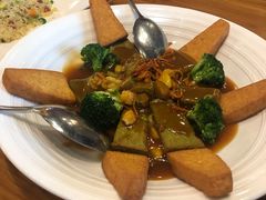 -花溪雨·森林餐厅(石基店)