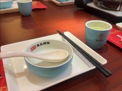 -魏铭鱼头捞饭(晋阳路店)