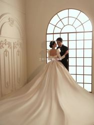 -二十一世纪婚纱摄影(省府前街店)