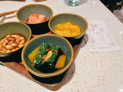 餐前小菜-半山腰·云南菜(侨福芳草地店)