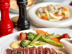 -普朗姆生蚝牛排馆 The Plump Oyster(成都摩方购物中心店)