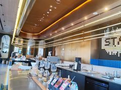 -星巴克臻选(上海虹桥新天地三店)