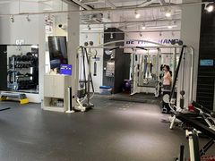 -汗水空间私教健身连锁(SM广场店)
