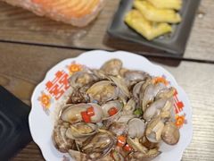 -人间半杯·小酒馆创意菜(三里屯店)