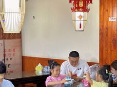 -裕兴记•蟹黄面馆(人民广场店)