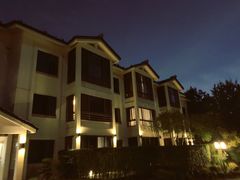 -杭州海华满陇度假酒店