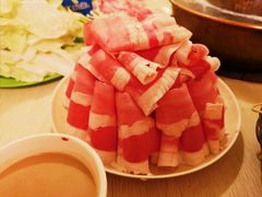 -洞庭洲·防空洞火锅·烧烤·铜锅涮肉(新百广场店)