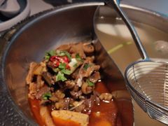 牛肚鸳鸯锅-左庭右院鲜牛肉火锅(金山万达店)