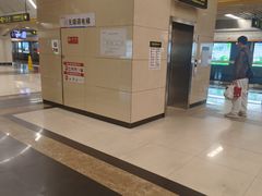 -哈尔滨西站(地铁站)