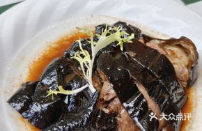 Black Truffle Roast Goose