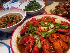 -川流不息·地道川菜·小龙虾(新松江路店)