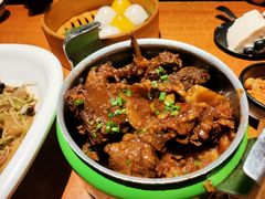 -95号酱骨·一块豆腐(展春园西路店)