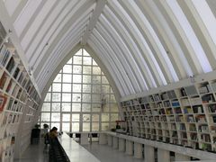 -钟书阁(松江泰晤士小镇店)