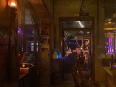 -城墙外BAR