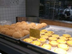 -鲍师傅糕点(江苏路店)