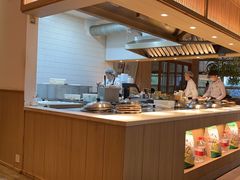 -蜜桃餐厅·伴山(湖滨商业街店)