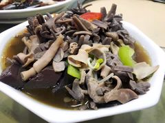 -粤北餐馆