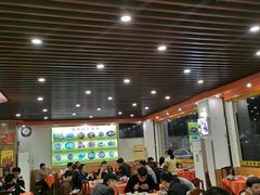 大堂-化州大众美食城(宝安老牌店)