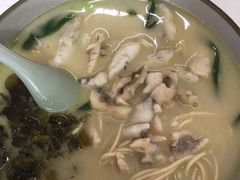 -明呈黄鱼面馆(斜土路店)