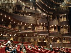 -交通银行前滩31演艺中心