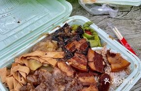 Braised Pork Shredded with Fish-Flavored Sauce Box Meal