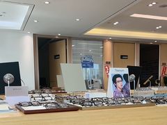 -Eziwish眼镜·蔡司授权店