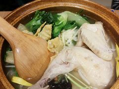 -刀小蛮半只鸡过桥米线(家乐福四元桥店)
