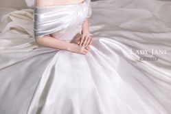 -Lady  Jane高端婚纱礼服馆